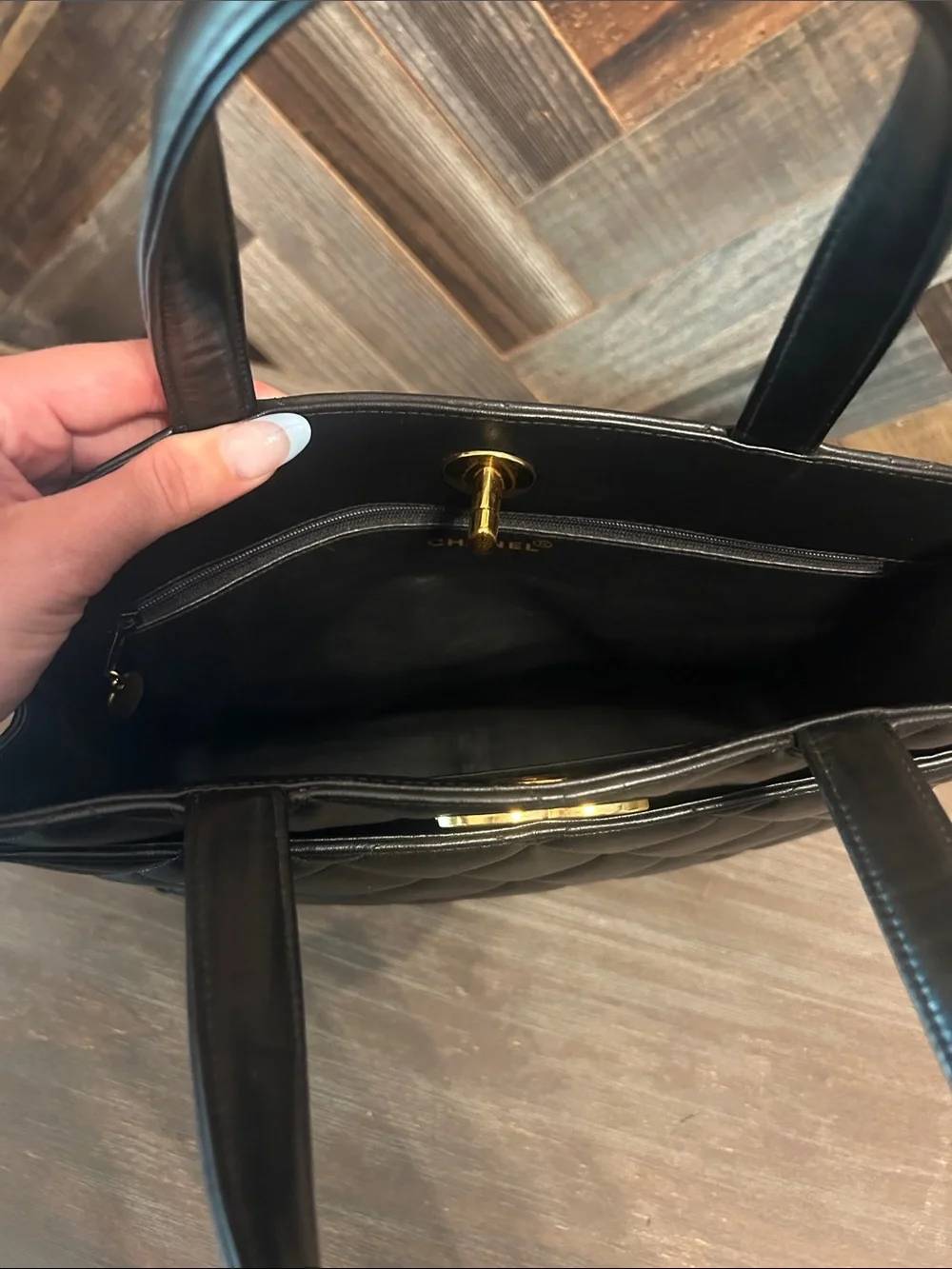 Vintage Chanel Lambskin Leather Turnlock Tote🎁